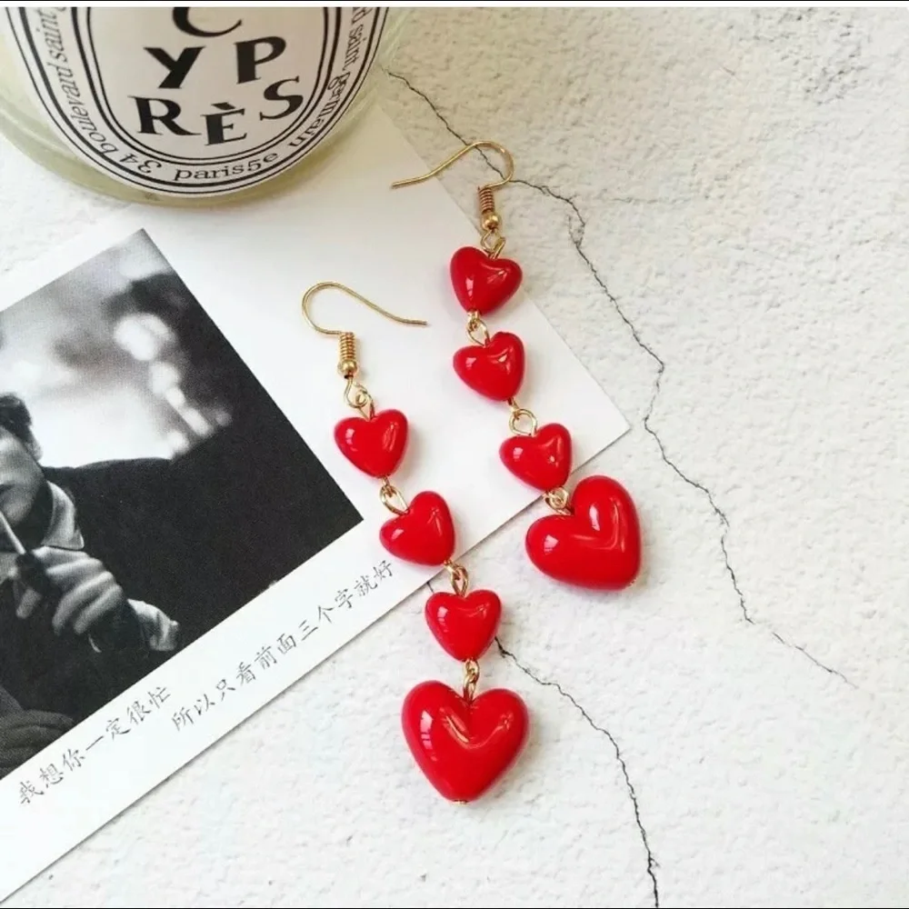 N/A fashionable earrings